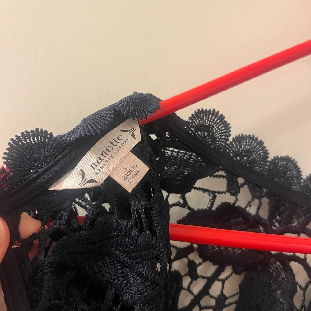 Nanette Lepore Sleeveless Top - Picture 4 of 5